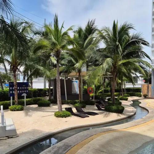 pattaya condo laguna beach